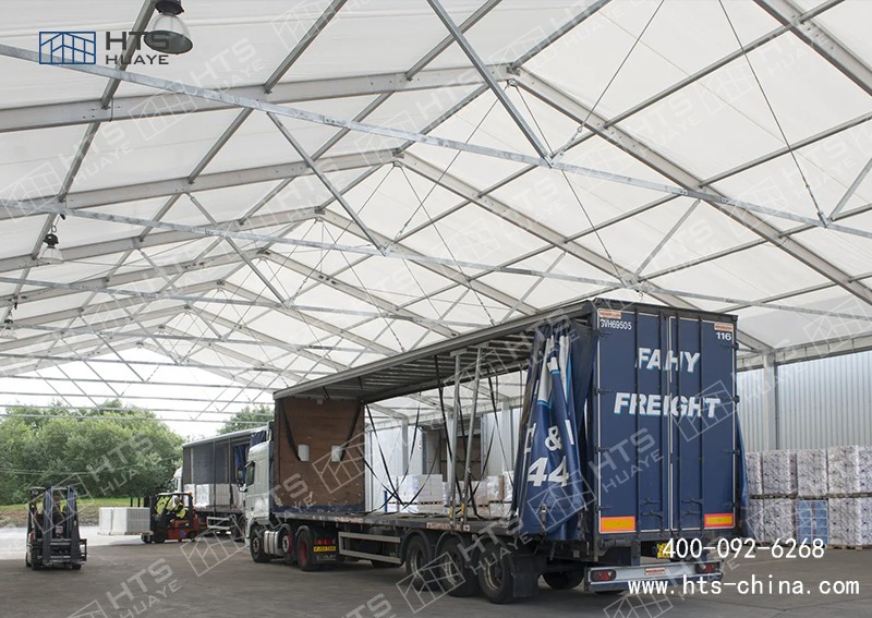 鋁合金結構篷房框架為鋁合金材質，抗風10級，覆蓋為B1級阻燃材料