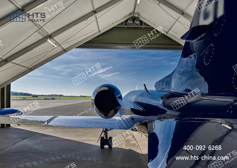 鋁合金可拆卸機(jī)庫(kù)篷房為航空運(yùn)營(yíng)提供了更具性價(jià)比的設(shè)施選擇